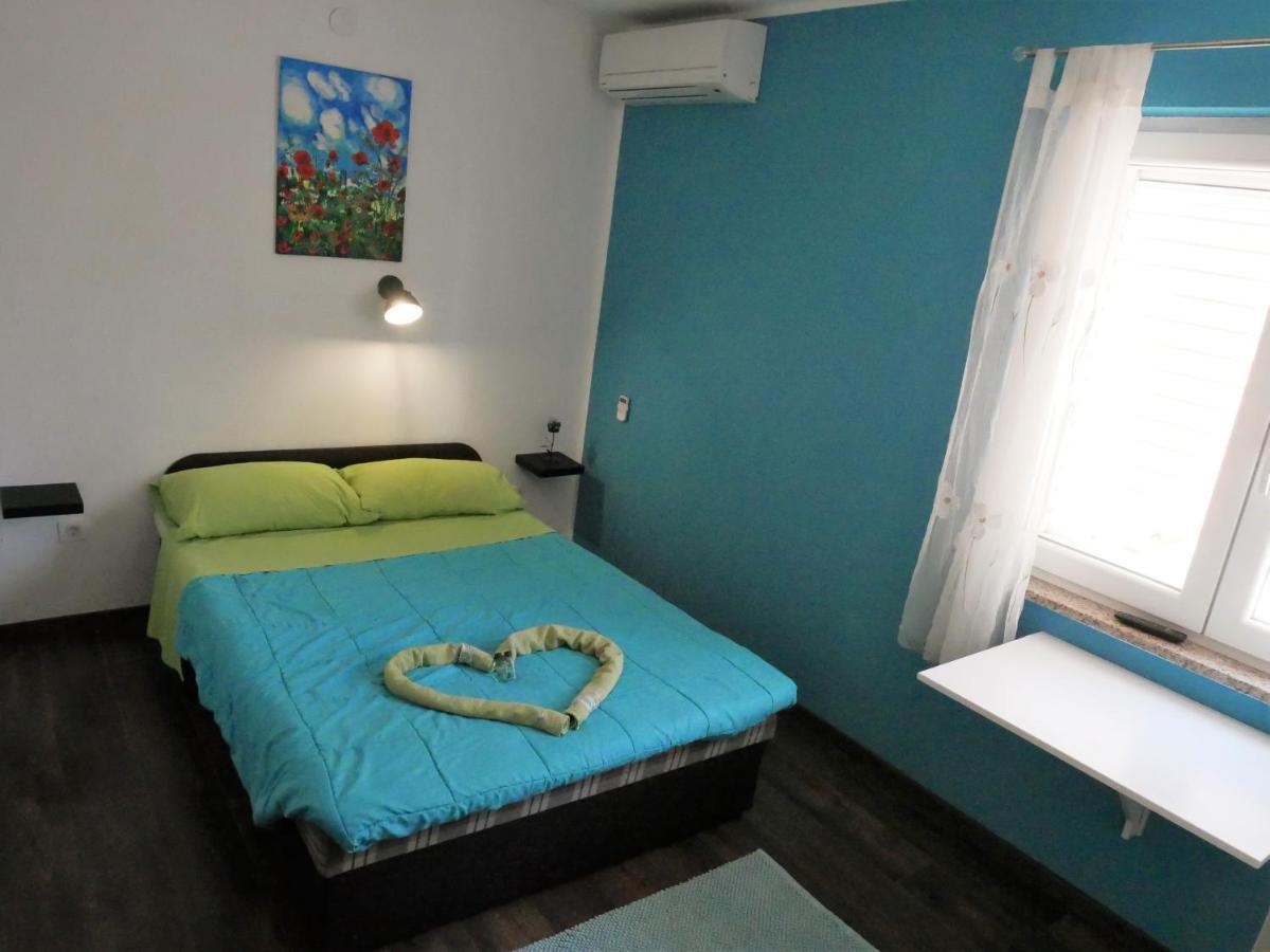 Apartments Kety Rovinj Exterior photo
